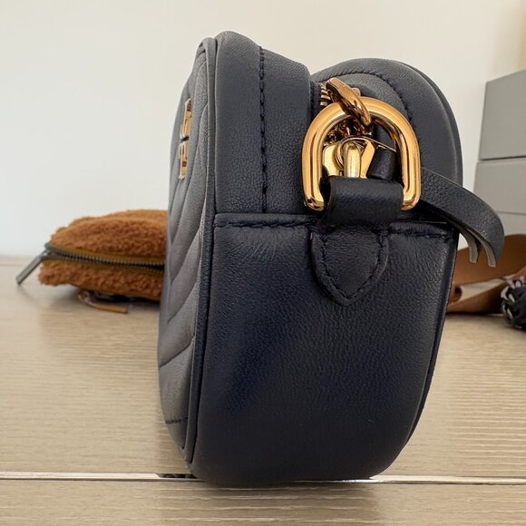 Tory Burch Kira Chevron Camera Bag - Picture 1 of 3